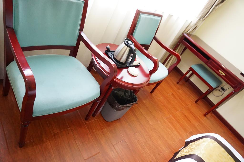 Guangdong Oversea Chinese Hotel Quảng Châu Phòng bức ảnh